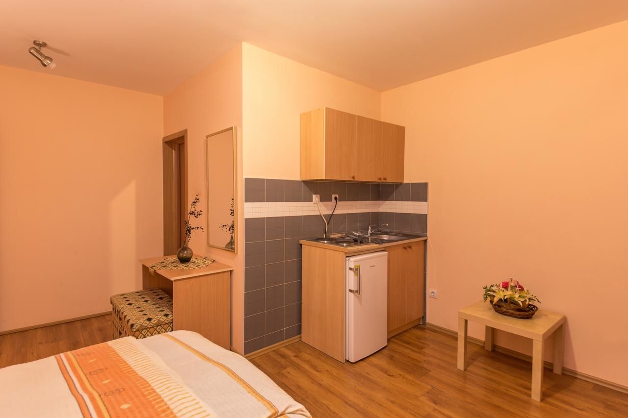 Апартаменты Apartments Bokan Цетине